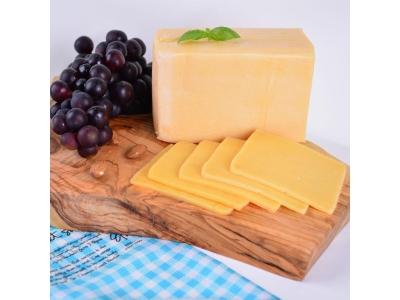 Cheddar Blok Peynir İnek 1 Kg